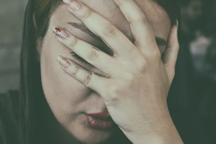 Estas madres explican por qué se arrepienten de haber tenido hijos en 15 honestas publicaciones