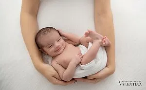 I Photograph Newborn Babies In The Most Simple Way
