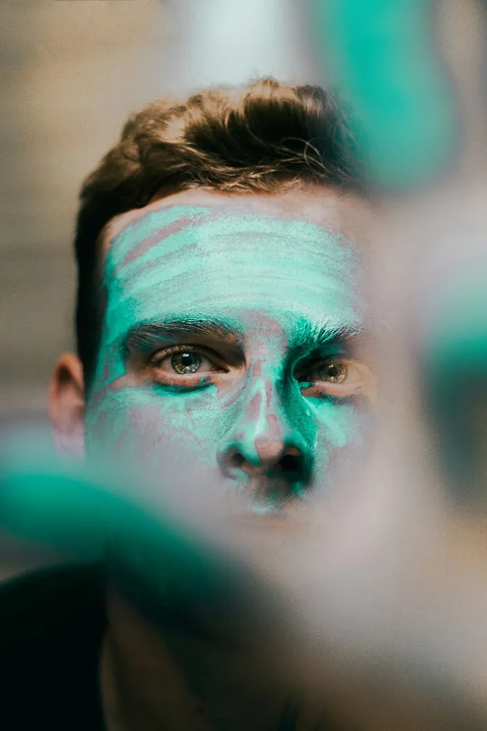 Straight Guys Are Sharing 30 Everyday Things They Secretly Do That Society Calls "Gay"
