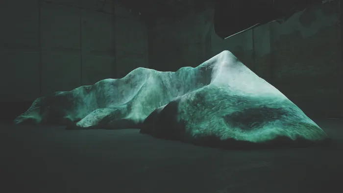 A 21-Meter-Long Sculpture Was Filled With Floating Motion Graphics Emerging From The AI (10 Pics)