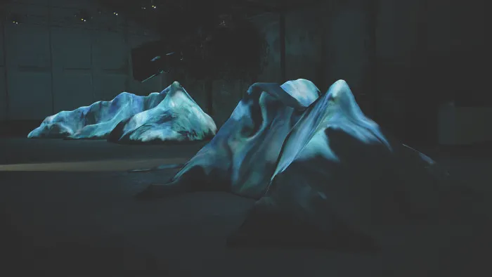 A 21-Meter-Long Sculpture Was Filled With Floating Motion Graphics Emerging From The AI (10 Pics)