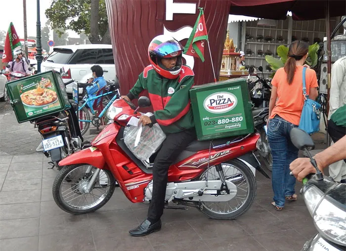 20 Personas comparten hábitos que adquirieron al trabajar en un pésimo empleo