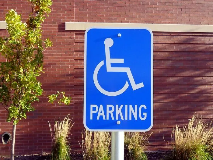 30 Of The Most Startling Windshield Notes Folks Have Ever Found, As Shared In This Online Community