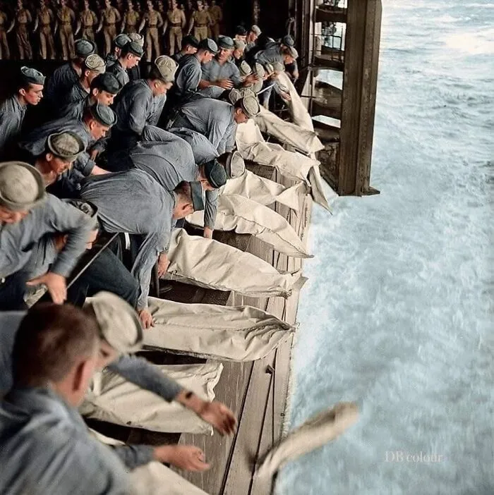 50 Important Historical Photos That Might Change Your Perspective On Things, As Shared By This Facebook Page