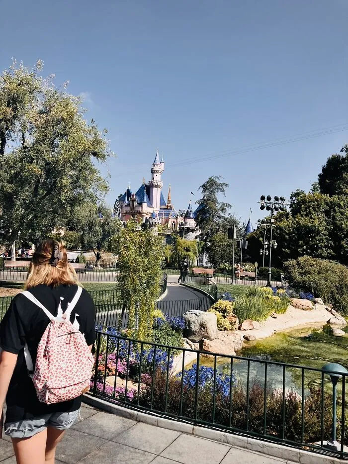 Disneyland!!! 😆
