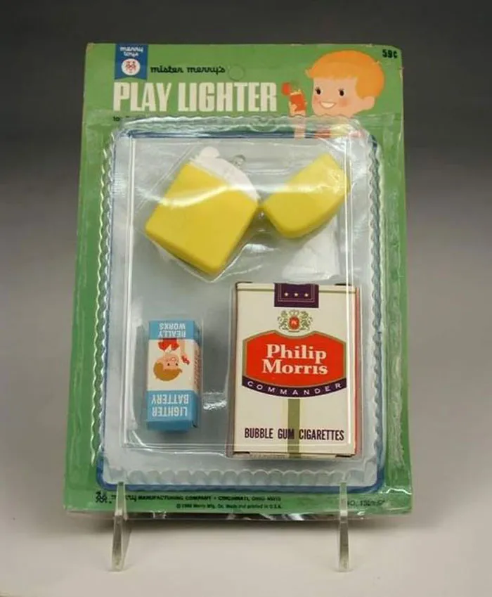 This Facebook Page Shares Funny, Interesting And Weird Vintage Ads And Commercials, And Most Of Them Hilariously Fail The Test Of Time