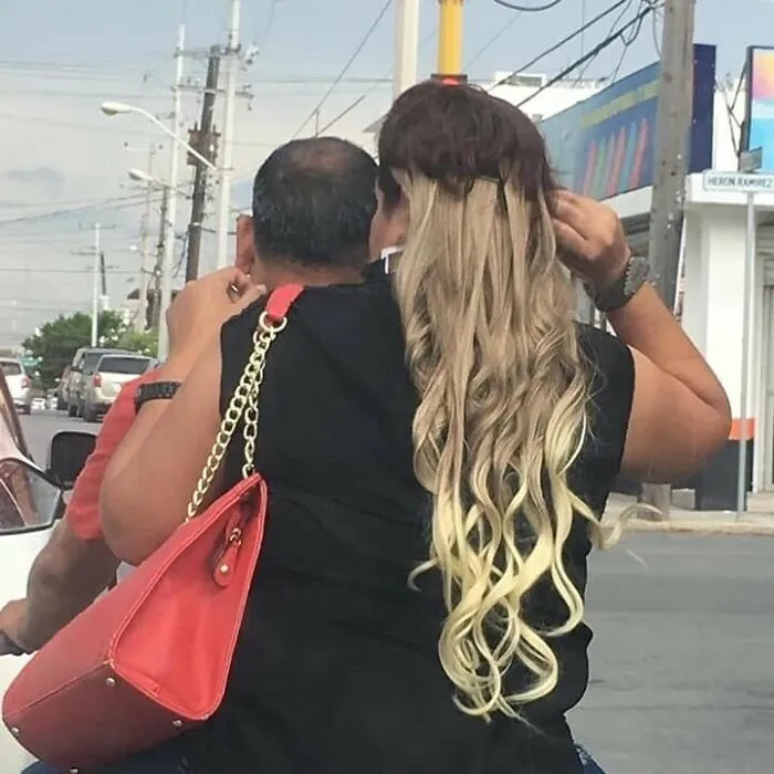 50 Times People Spotted Such Tragic Hairdo Accidents, They Just Had To Share Them In This Online Group