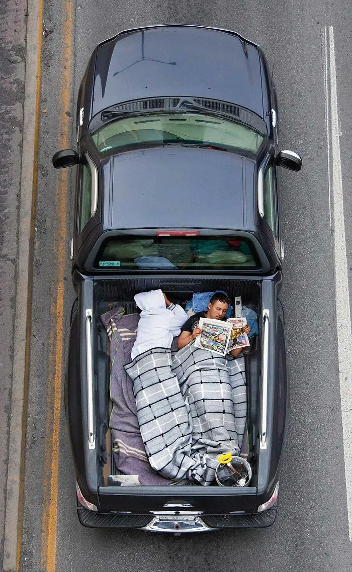 Este fotógrafo toma imágenes aéreas de los trabajadores que se desplazan diariamente por México en su serie "Carpoolers" (30 Fotos)