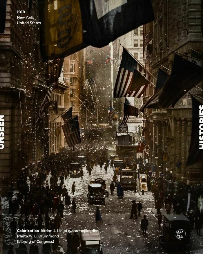 72 Wall Street In New York City Photographed On The 7 November 1918 Showing Citizens Celebrating The End Of The First World War Four Days Before The Official Declaration After News That An Armistice Was To Be Signed Spread Throughout The City