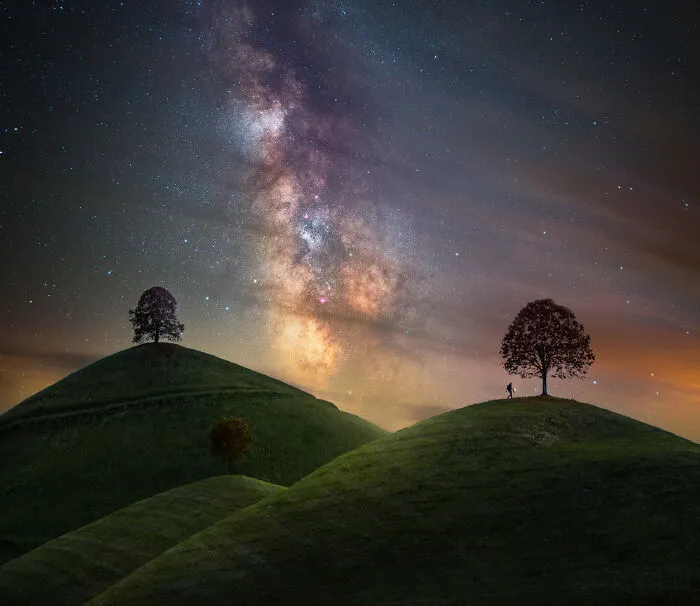 Unveiling The Beauty Of Day And Night Skies: 16 Photographs That I Took