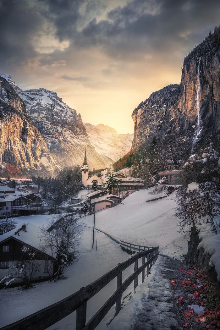 Unveiling The Beauty Of Day And Night Skies: 16 Photographs That I Took