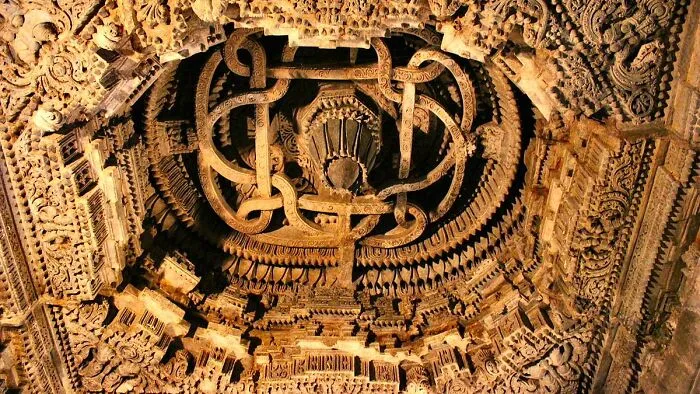 Intricate Ancient Masterpieces That You Can Only Appreciate When You Zoom In (30 Pics)