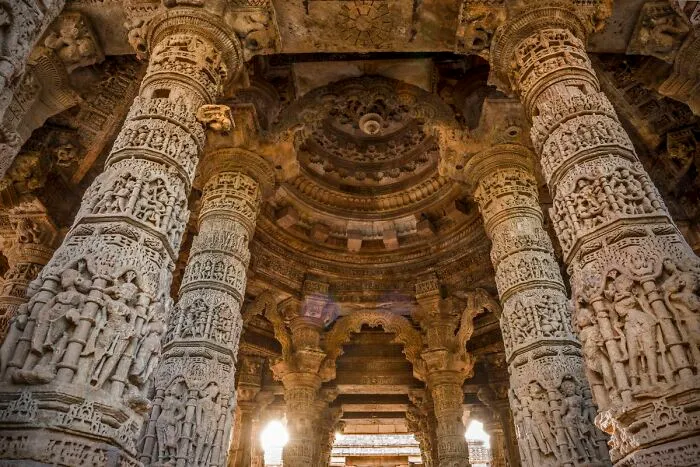 Intricate Ancient Masterpieces That You Can Only Appreciate When You Zoom In (30 Pics)