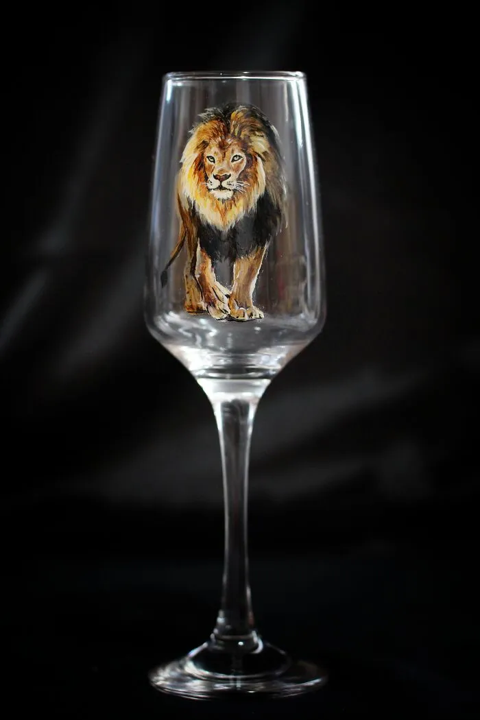 I Used Glasses For Painting Realistic Animals And Here Are 19 Photos Of Them (New Pics)