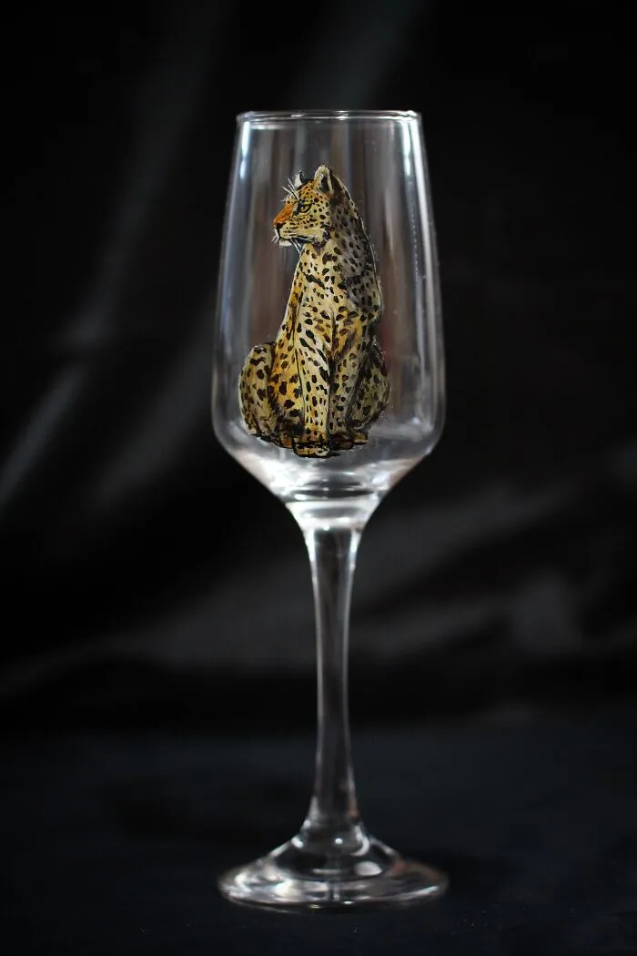 I Used Glasses For Painting Realistic Animals And Here Are 19 Photos Of Them (New Pics)