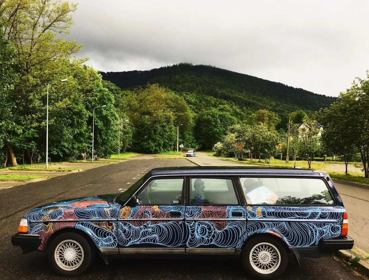 Painting On Volvo