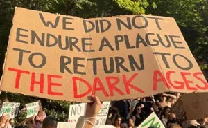 50 Of The Most Important Reactions People Posted In Response To US Supreme Court Overturning Roe Vs. Wade