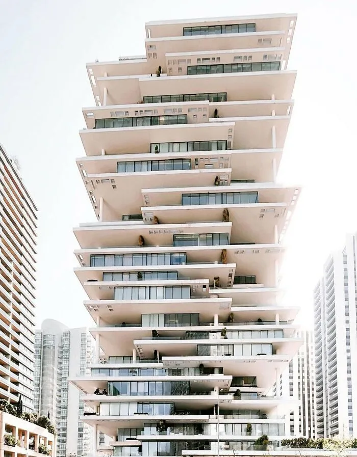 Beirut, Líbano... ¡Sintiéndome mareado! Este es un post que aprecia la arquitectura interesante