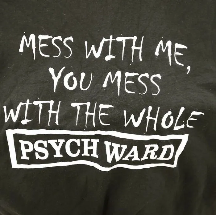 30 Weird, Disturbing, And Downright Cursed Shirts People Actually Wear, As Shared By These Twitter Accounts