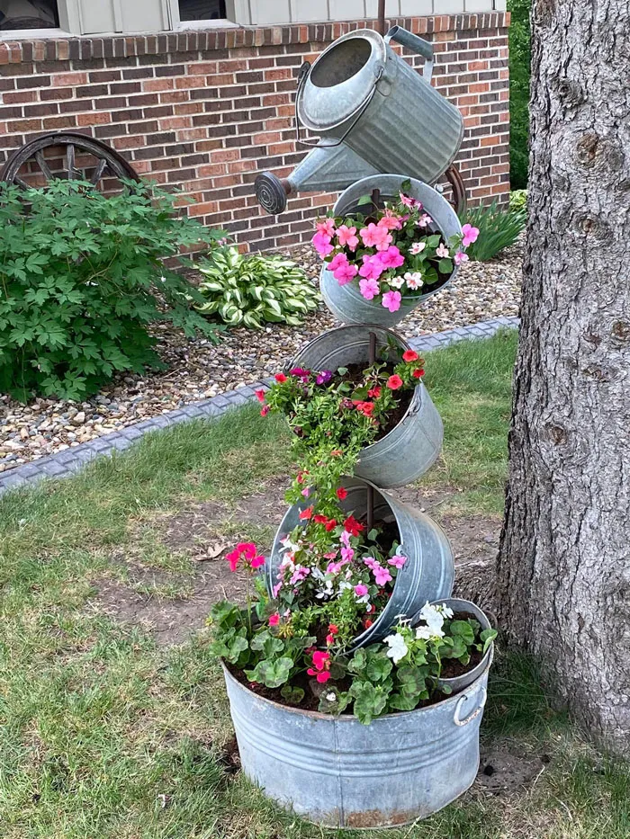 30 Ejemplos de jardinería creativa compartidos en este grupo de FB con más de 1 millón de miembros