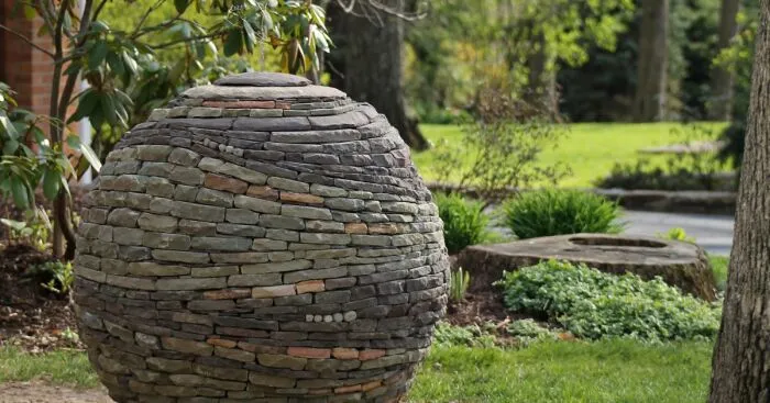 I Put Dots In All Of My Stonework