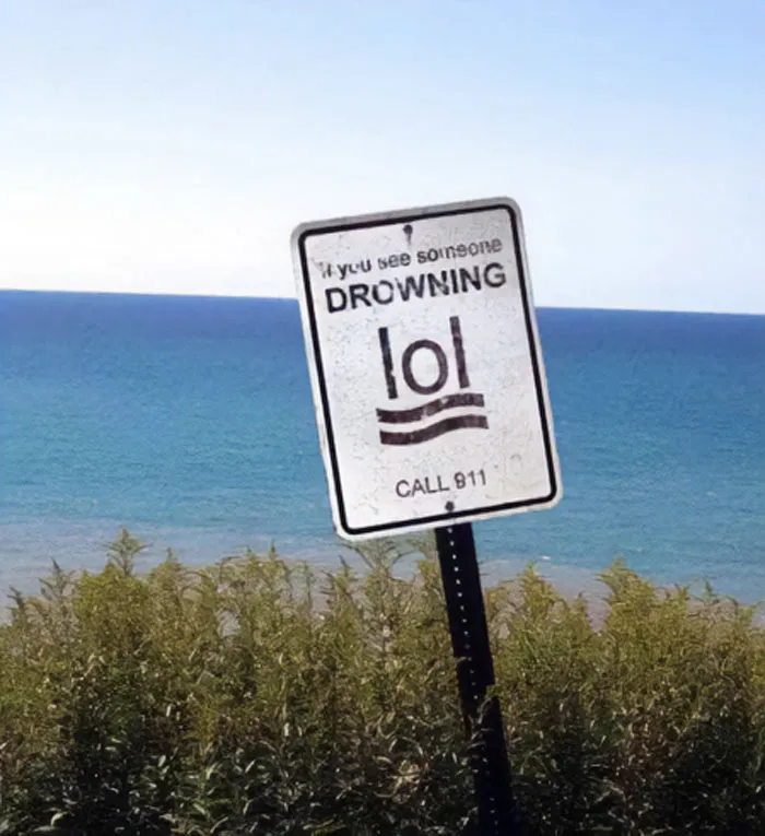 Facebook Page Shares 50 Pictures Who Are Winning The Funny Sign Game