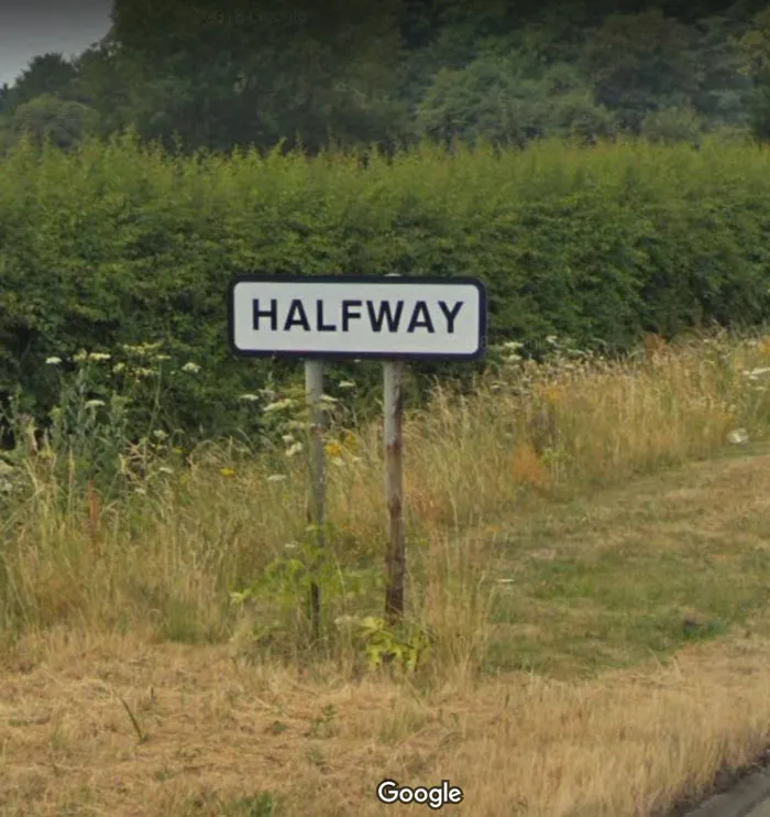 Facebook Page Shares 50 Pictures Who Are Winning The Funny Sign Game