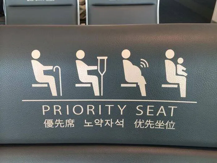 Facebook Page Shares 50 Pictures Who Are Winning The Funny Sign Game