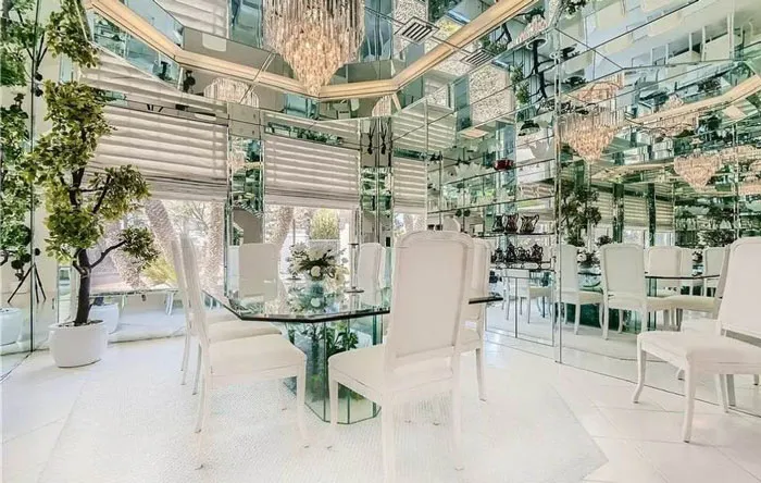 If Cocaine Was A Dining Room