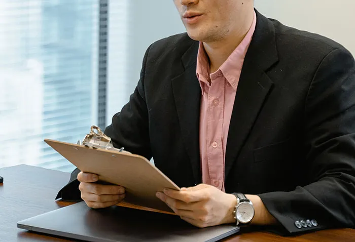 Recruiters Reveal How Job Candidates Instantly Lost Any Chances Of Getting The Job (30 Answers)