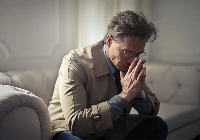30 Ex-Millionaires Share What They Did To Lose Their Money