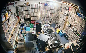 50 Of The Most Interesting And Unusual Collections People Have (New Pics)