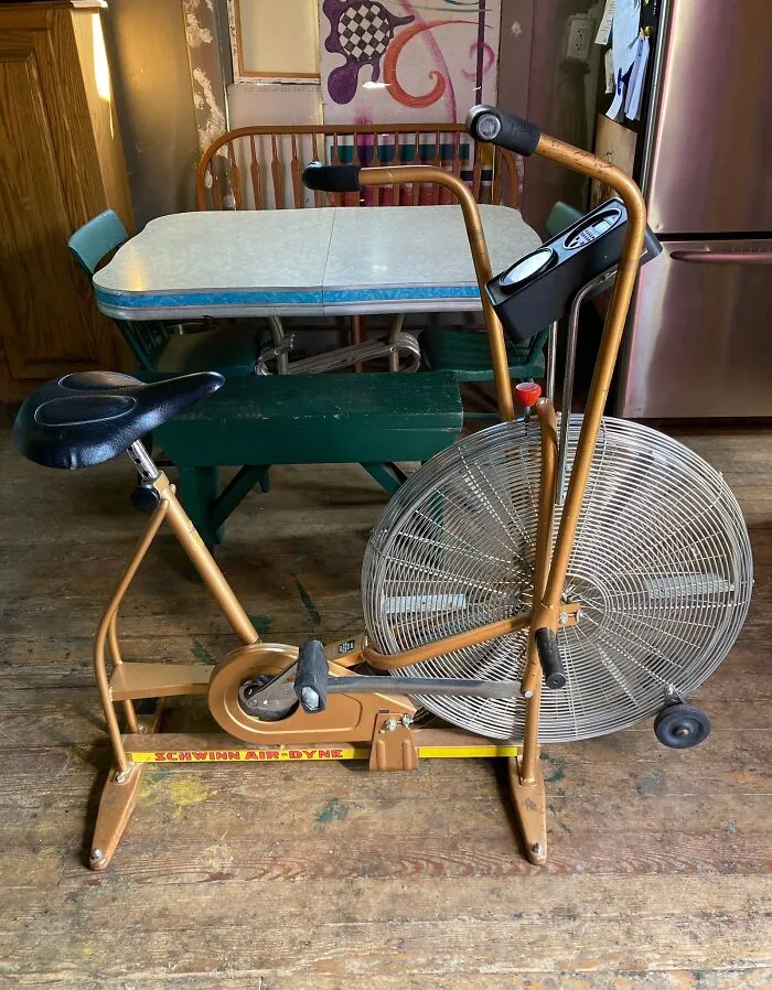 Scored This For $20. The Fan Blows Like A Category 5 Hurricane When I Get It Goin