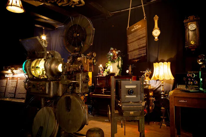 We Created An Out-Of-This-World Experience That Will Immerse You In The Marvelous World Of Steampunk (22 Pics)
