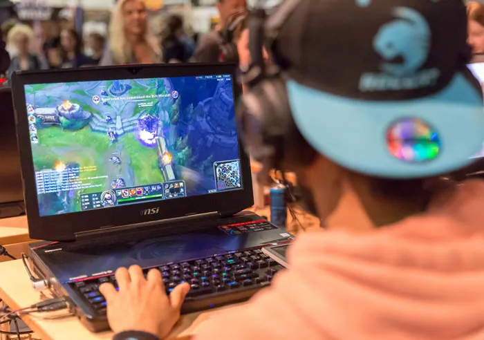 I’m Better At League Of Legends Than Him
