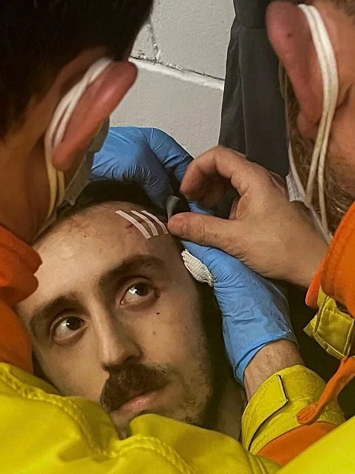 La culpa es del hombre de la ambulancia