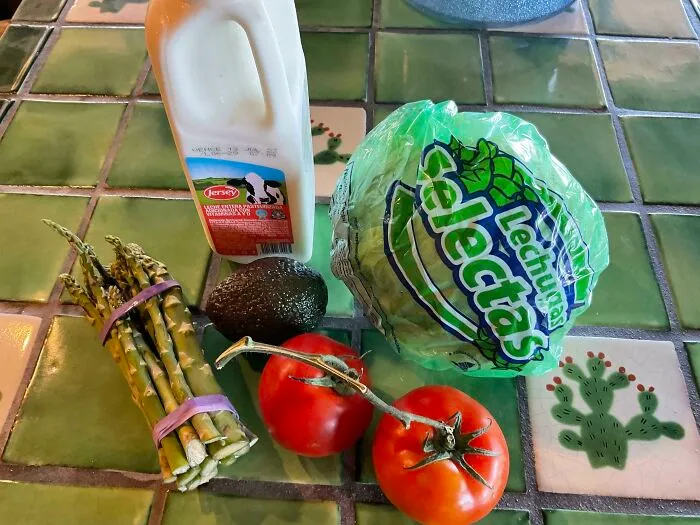 5,25 dólares en alimentos en un pequeño pueblo de Baja California
