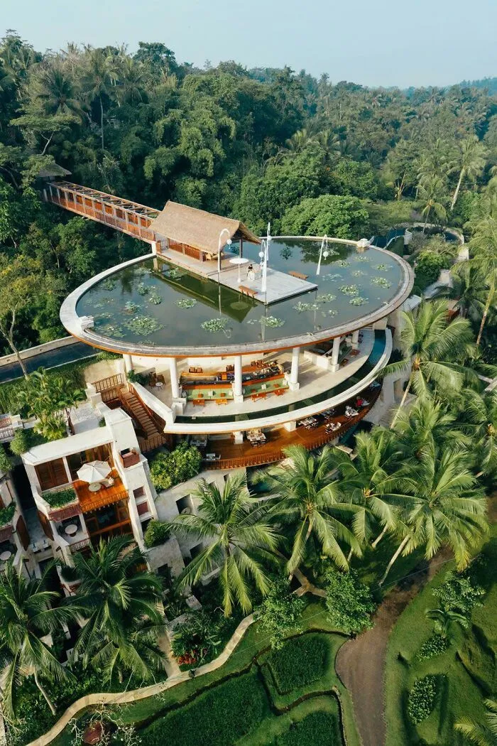 Four Seasons Resort. Bali