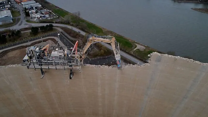 Remote-Controlled Special Excavator To Demolish Cooling Towers Of Nuclear Power Plants