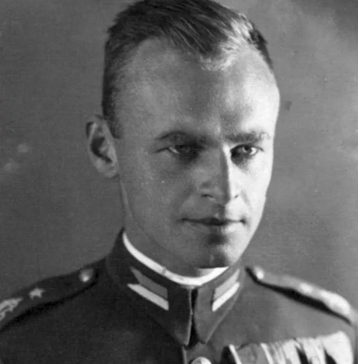 Someone Asks "Who Are Some Of The Most Badass People In History?", 29 People Deliver