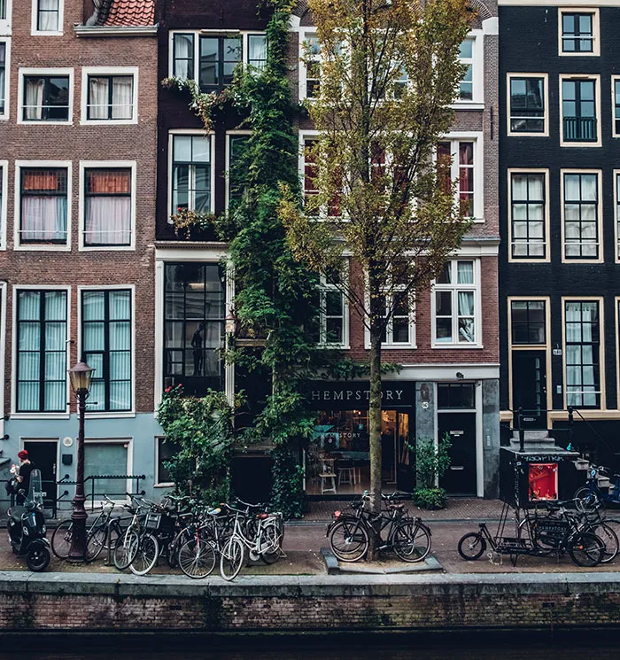 30 Of The Most Annoying Tourist Moments Shared By People Who Live In Holiday Destinations