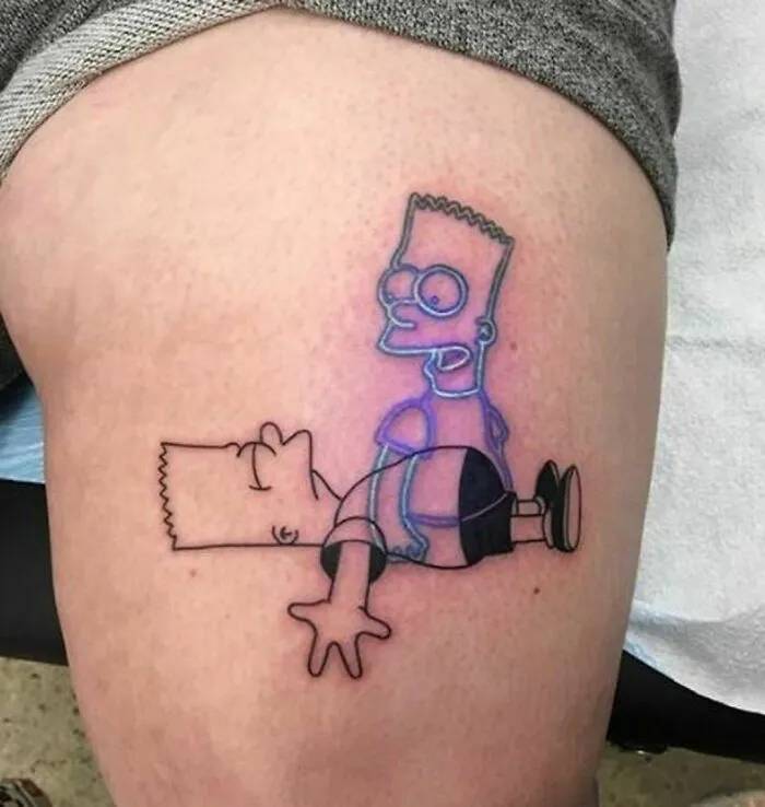 45 Personas que decidieron hacerse tatuajes de locura, compartidos en esta cuenta de Instagram