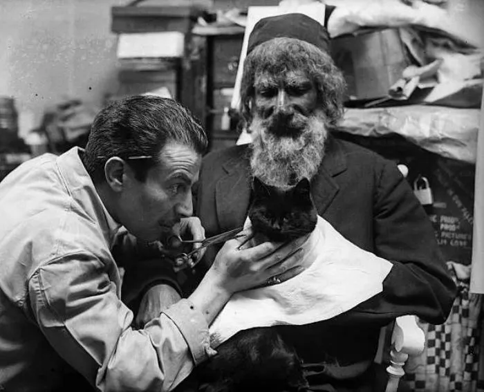 Burmese-Born British Actor Abraham Sofaer And Makeup Artist Gerald Fairbank, 1932