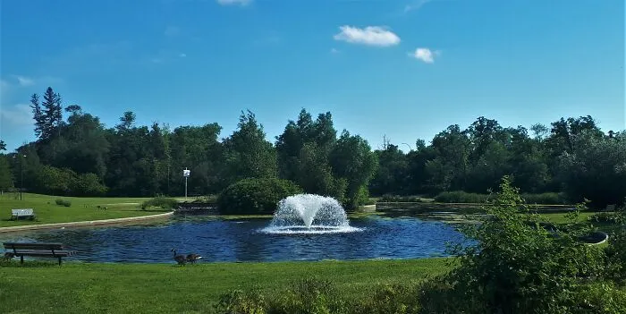 I Took Photos Of Assiniboine Park & English Gardens On A Hot, Muggy Day (25 Pics)