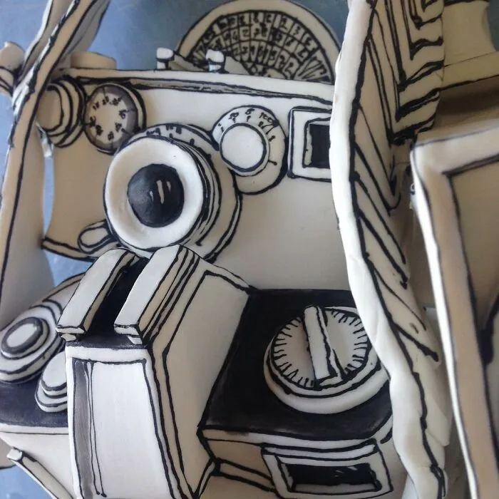 Artist Created These 61 Porcelain Sculptures That Appear As If They Belong In A Drawing