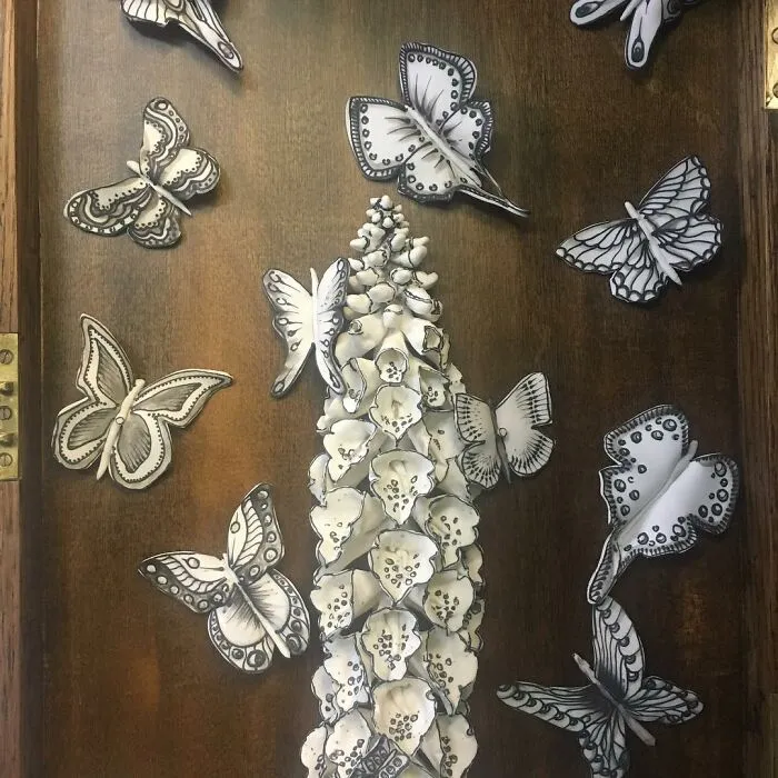 Artist Created These 61 Porcelain Sculptures That Appear As If They Belong In A Drawing