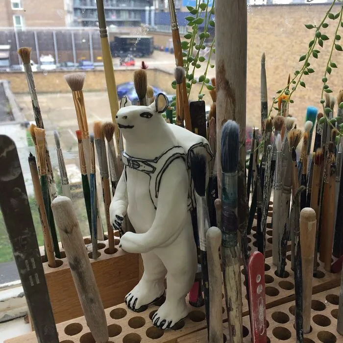 Artist Created These 61 Porcelain Sculptures That Appear As If They Belong In A Drawing