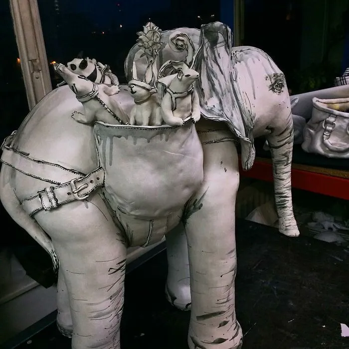 Artist Created These 61 Porcelain Sculptures That Appear As If They Belong In A Drawing