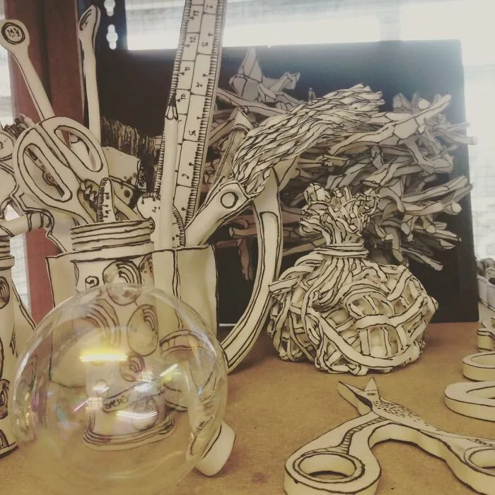Artist Created These 61 Porcelain Sculptures That Appear As If They Belong In A Drawing