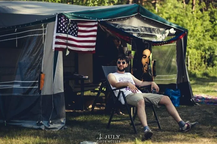 51 Pics Of Polish People Roleplaying As Americans Celebrating The 4th Of July